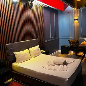 Otel Lider, İstanbul