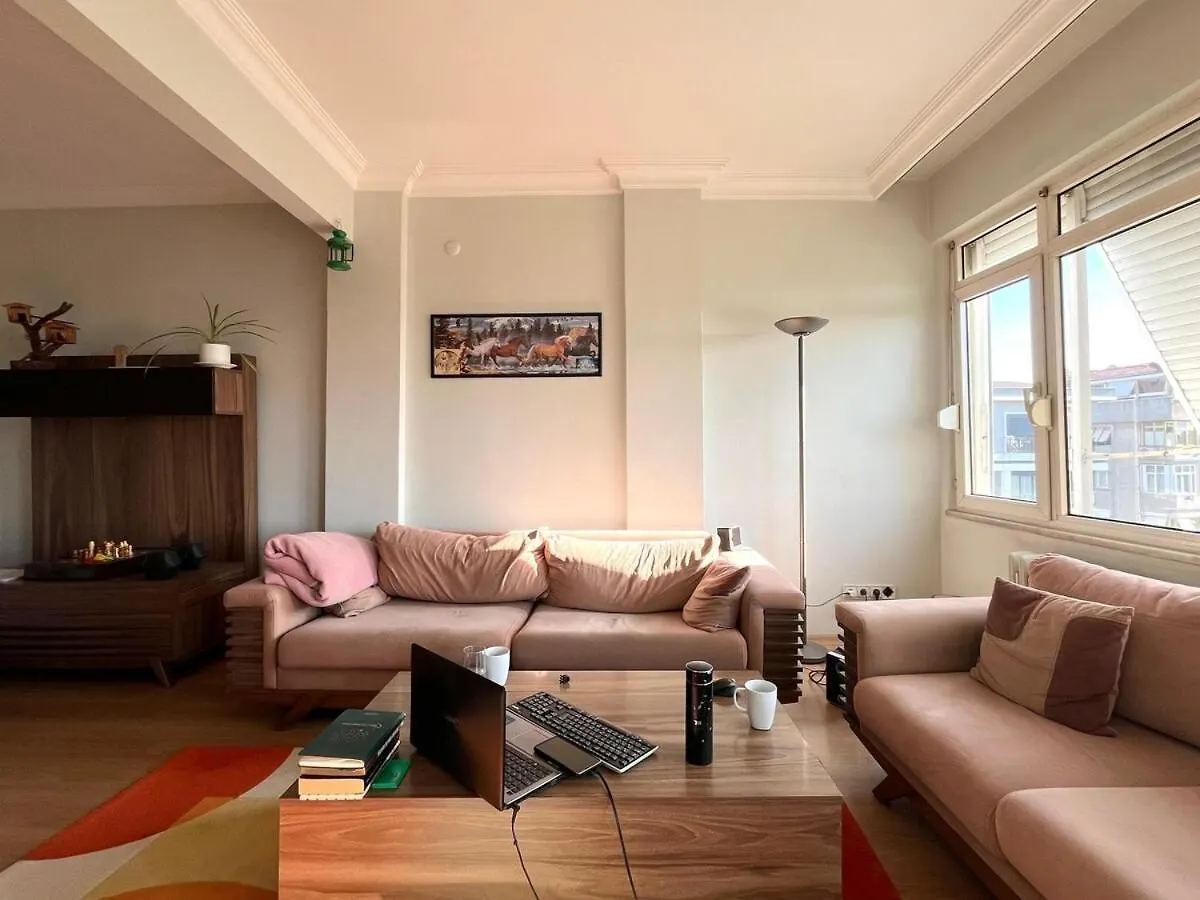 Apartment With Forest View Istanbul